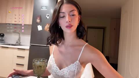 Monika online show from January 2026 07:56:02 PM