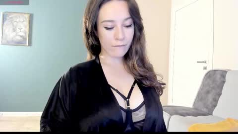 Snapshot of monika_style chatting on October 2025 06:27:02 PM Monika online show from October 2025 06:27:02 PM