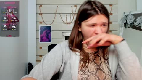 Monika online show from January 2025 04:54:02 PM