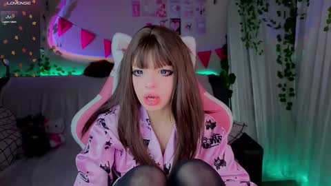 Snapshot of monikamayson chatting on December 2025 04:39:02 AM Monika online show from December 2025 04:39:02 AM