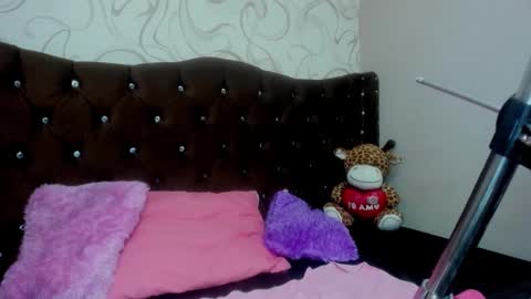 Monica online show from October 2025 03:45:01 PM