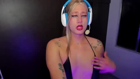 Snapshot of monojuan06 chatting on February 2025 04:03:01 AM veronika ind online show from February 2025 04:03:01 AM