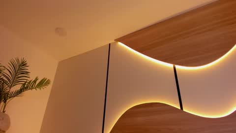 M O N S E  online show from September 2025 12:23:02 AM