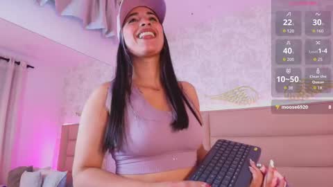 Adriana online show from November 2025 12:48:02 PM