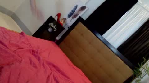 Snapshot of monstercock69_jamaica chatting on February 2025 10:09:01 PM Jhamaica online show from February 2025 10:09:01 PM