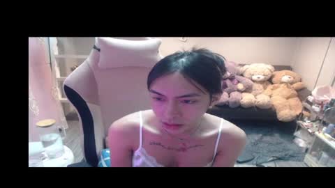 ELYSE A SIMPLE GIRL online show from March 2026 12:24:02 PM