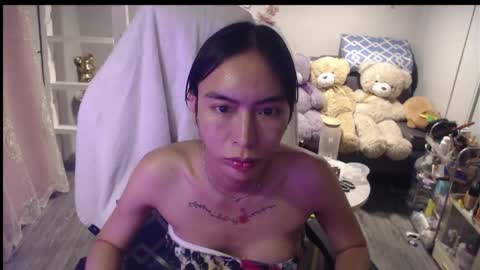 ELYSE A SIMPLE GIRL online show from April 2026 01:27:02 PM