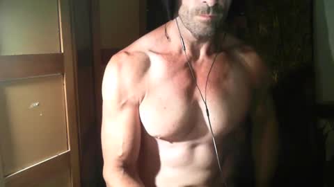 Snapshot of monsterdildos chatting on December 2024 09:33:02 AM monsterdildos online show from December 2024 09:33:02 AM