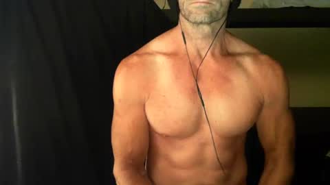 Snapshot of monsterdildos chatting on January 2025 01:15:01 PM monsterdildos online show from January 2025 01:15:01 PM