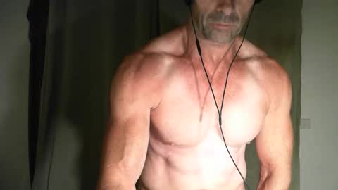 Snapshot of monsterdildos chatting on October 2025 09:21:02 AM monsterdildos online show from October 2025 09:21:02 AM