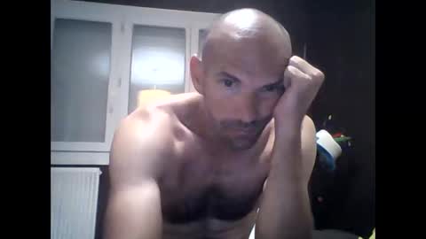 montmasse online show from April 2026 07:16:02 PM