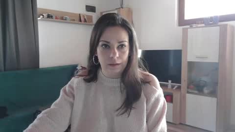 Monse online show from February 2025 10:59:02 AM