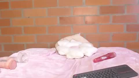 Luisa online show from September 2025 02:06:02 PM