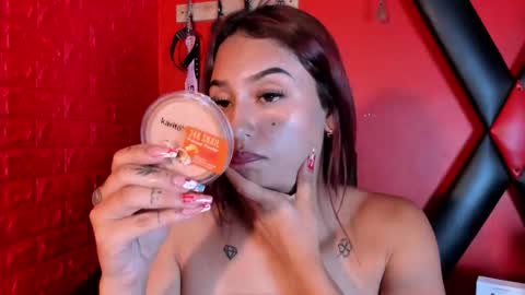 Monttserratt online show from October 2025 08:11:02 PM