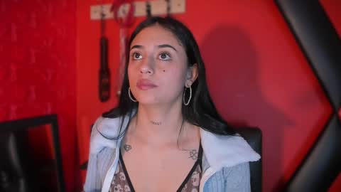 Monttserratt online show from April 2026 07:25:01 PM