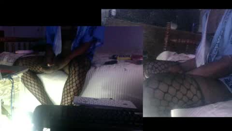 Snapshot of montydxxx2 chatting on June 2026 10:30:02 AM montydxxx2 online show from June 2026 10:30:02 AM