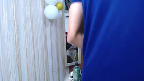 moon_and_fire_ online show from November 2025 04:29:02 PM