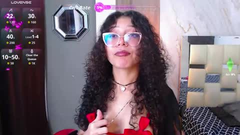 moon_and_fire_ online show from May 2026 07:02:02 AM