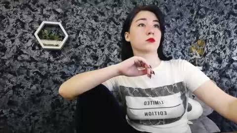 Diana online show from June 2026 06:50:01 PM