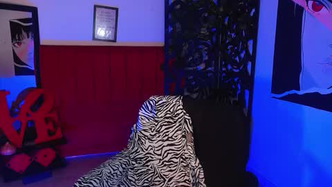 moon_sunflowers online show from September 2025 04:01:02 AM