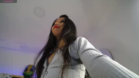 Snapshot of moon_water__ chatting on June 2026 10:46:02 AM Moon Water online show from June 2026 10:46:02 AM