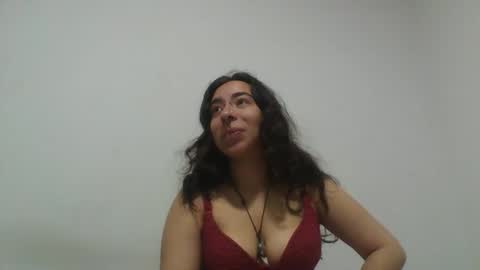 moonandzukko online show from April 2026 02:01:01 AM