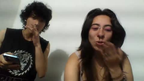 moonandzukko online show from June 2026 11:27:02 PM
