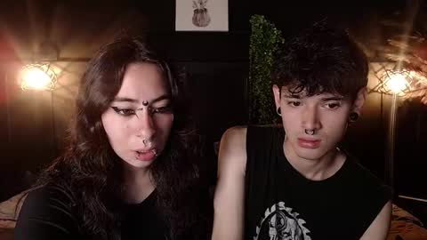 Snapshot of moonandzuko chatting on January 2026 02:06:02 AM MOON AND ZUKO online show from January 2026 02:06:02 AM