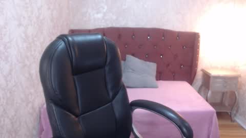 Charlotte online show from March 2025 06:18:01 PM