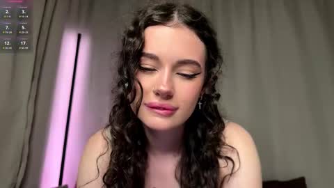 Snapshot of moonfaairy chatting on March 2026 07:19:01 PM moonfaairy online show from March 2026 07:19:01 PM