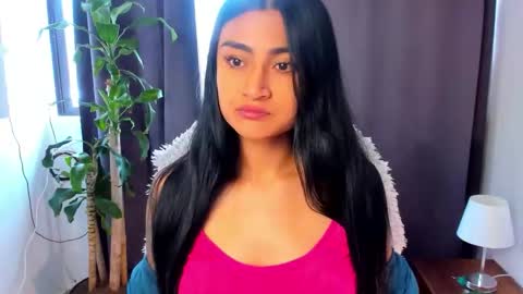 moonie_baddie31 online show from September 2025 07:39:02 PM