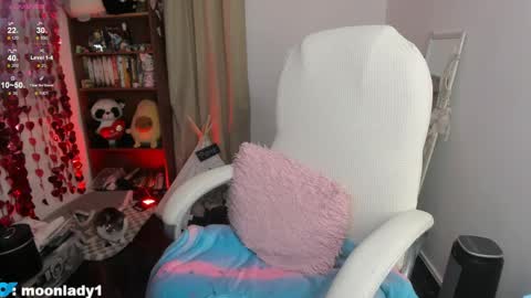 MOON  online show from May 2026 04:30:01 AM