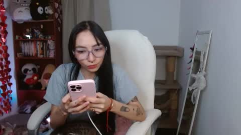MOON  online show from May 2026 04:53:02 AM
