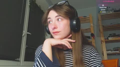 Dana online show from November 2025 04:23:01 PM