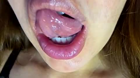 moonrose69 online show from August 2026 10:13:01 PM