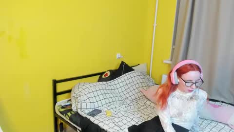 Snapshot of moonscarr chatting on February 2026 10:25:02 PM Coraline online show from February 2026 10:25:02 PM