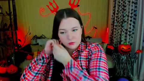 Betty online show from October 2025 12:09:02 PM