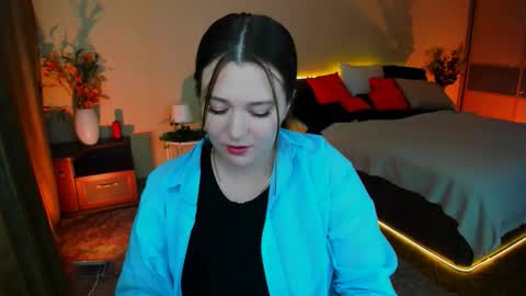 Betty online show from November 2025 12:27:02 PM