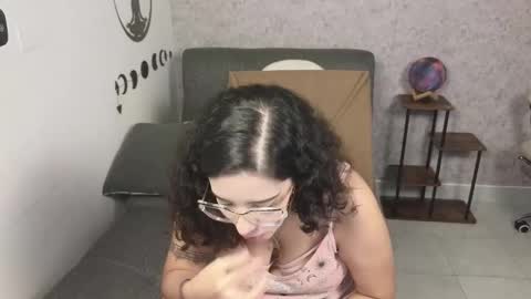 Moon Woman online show from March 2025 09:40:02 AM