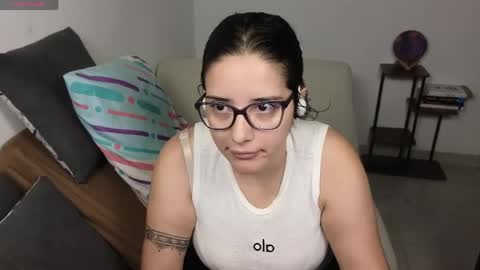 Moon Woman online show from April 2026 04:54:01 AM