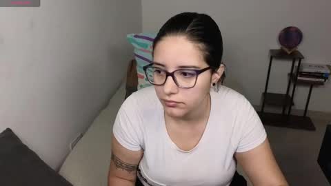 Moon Woman online show from April 2026 03:15:02 AM