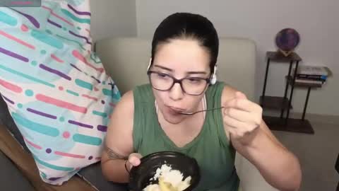 Moon Woman online show from April 2026 07:57:02 AM