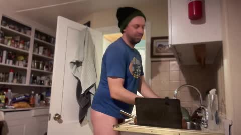 Snapshot of moony__ chatting on January 2025 02:41:01 AM Moon online show from January 2025 02:41:01 AM