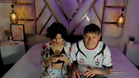 Moon Y Demian online show from December 2025 11:47:01 AM