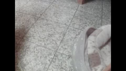 Snapshot of moos1 chatting on January 2026 12:05:02 AM moos1 online show from January 2026 12:05:02 AM