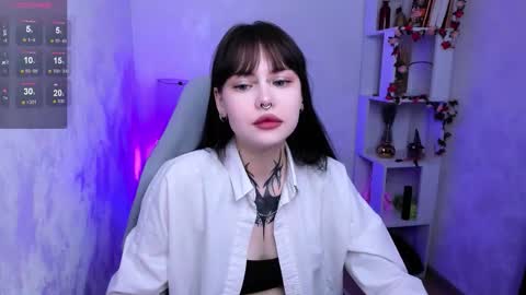 Morana online show from October 2025 02:12:02 AM