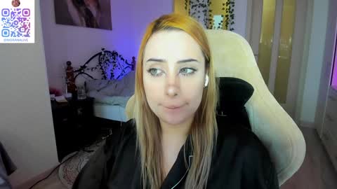 Snapshot of moranakit chatting on January 2025 09:15:01 AM Morana Mayer online show from January 2025 09:15:01 AM