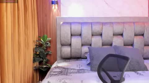 Snapshot of more_hott chatting on September 2025 07:04:02 PM more hott online show from September 2025 07:04:02 PM