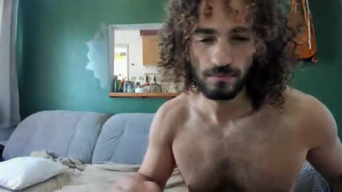 Snapshot of morenofort3 chatting on February 2025 01:20:01 PM Pipo online show from February 2025 01:20:01 PM