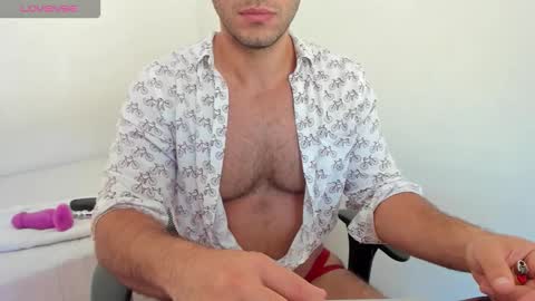 Snapshot of morenofort3 chatting on February 2026 12:01:02 PM Pipo online show from February 2026 12:01:02 PM